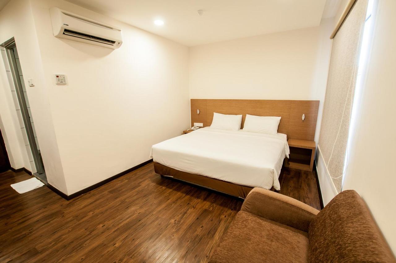 Nagoya Inn Hotel Kuah Zewnętrze zdjęcie