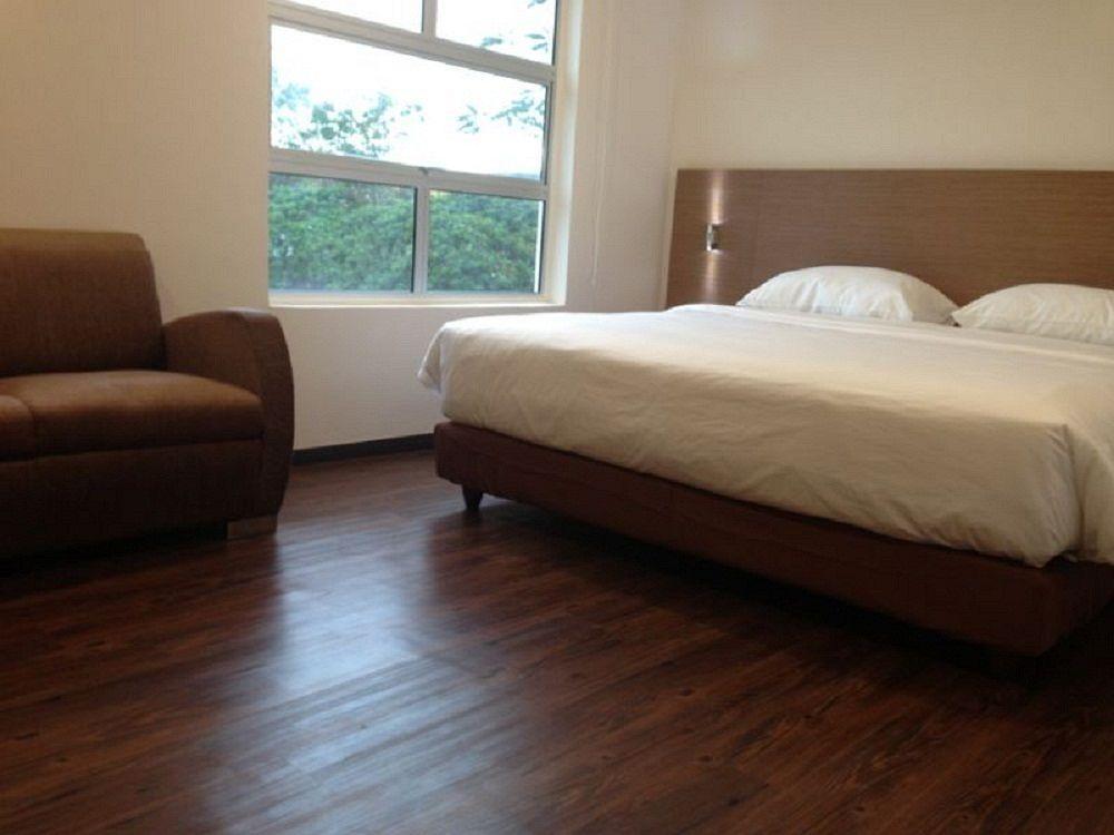 Nagoya Inn Hotel Kuah Zewnętrze zdjęcie