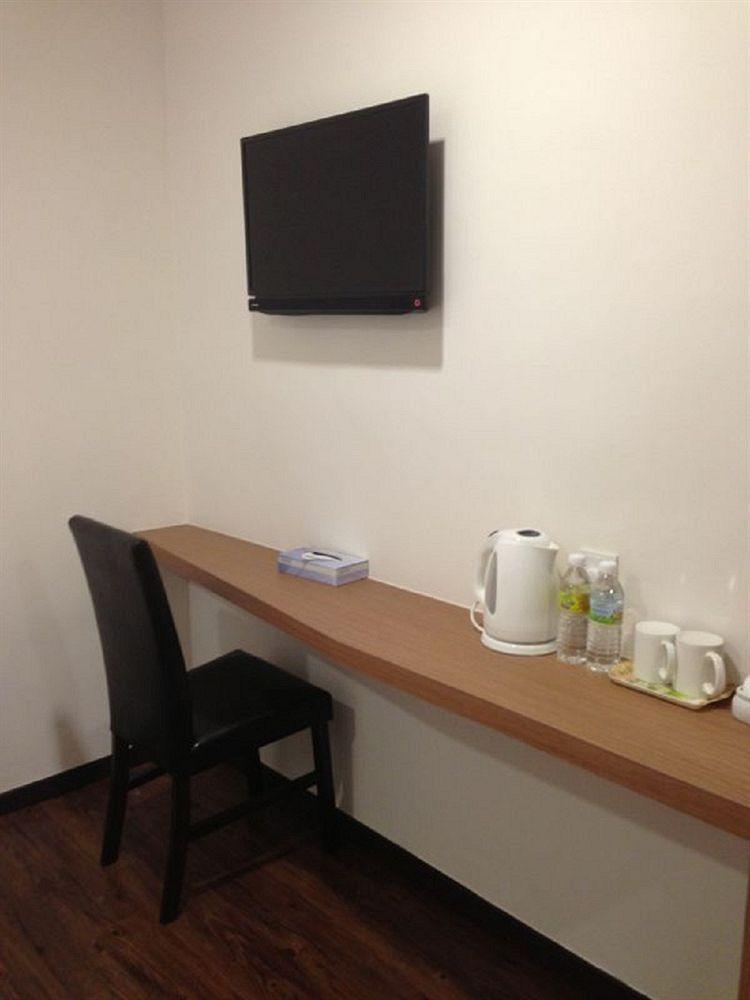 Nagoya Inn Hotel Kuah Zewnętrze zdjęcie