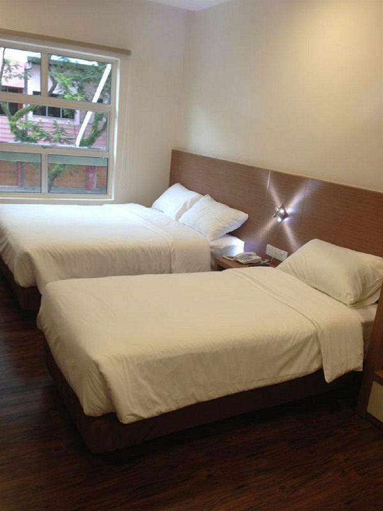 Nagoya Inn Hotel Kuah Zewnętrze zdjęcie