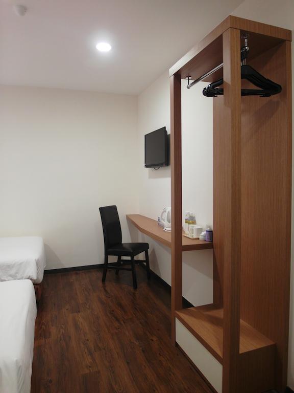 Nagoya Inn Hotel Kuah Pokój zdjęcie