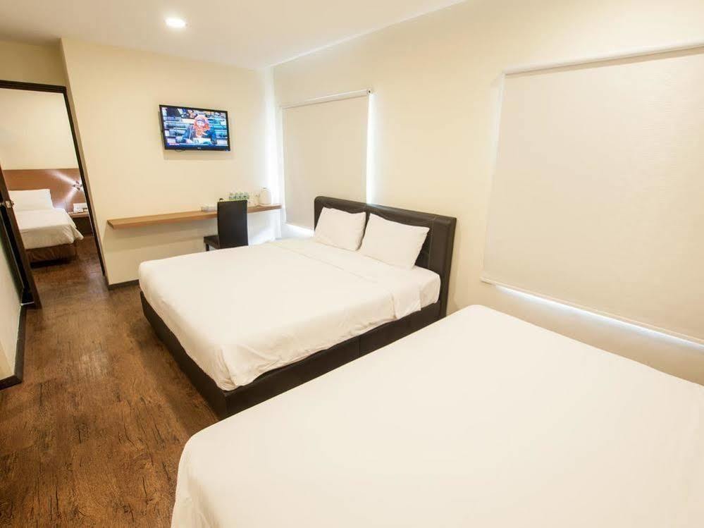 Nagoya Inn Hotel Kuah Zewnętrze zdjęcie