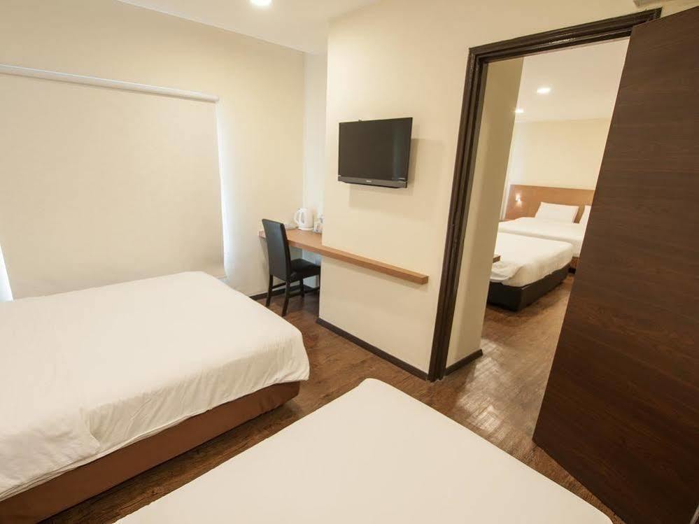 Nagoya Inn Hotel Kuah Zewnętrze zdjęcie